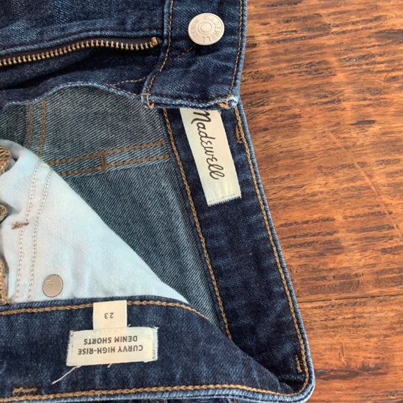 Madewell Curvy high rise denim shorts - Picture 2 of 3